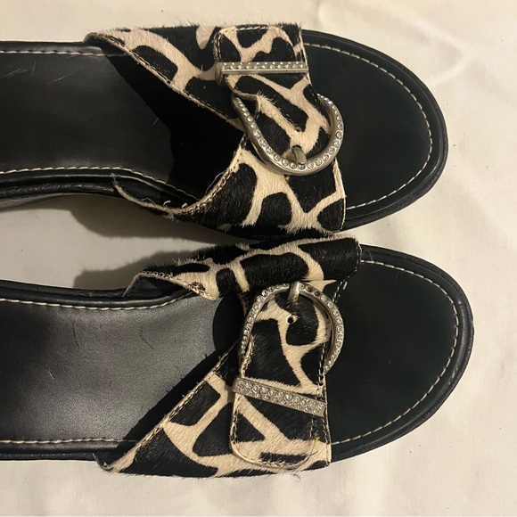 Black Animal Print Wedge Sandals with Rhinestone Buckle Bold Statement - Picture 7 of 10